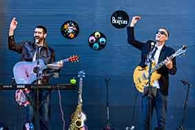 Médiathèque : atelier sur les instruments du rock'n'roll