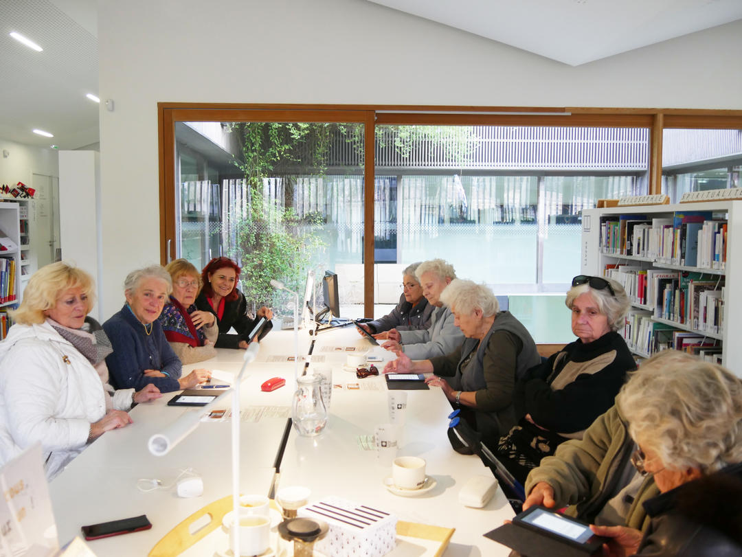 Médiathèque : animations avec les seniors