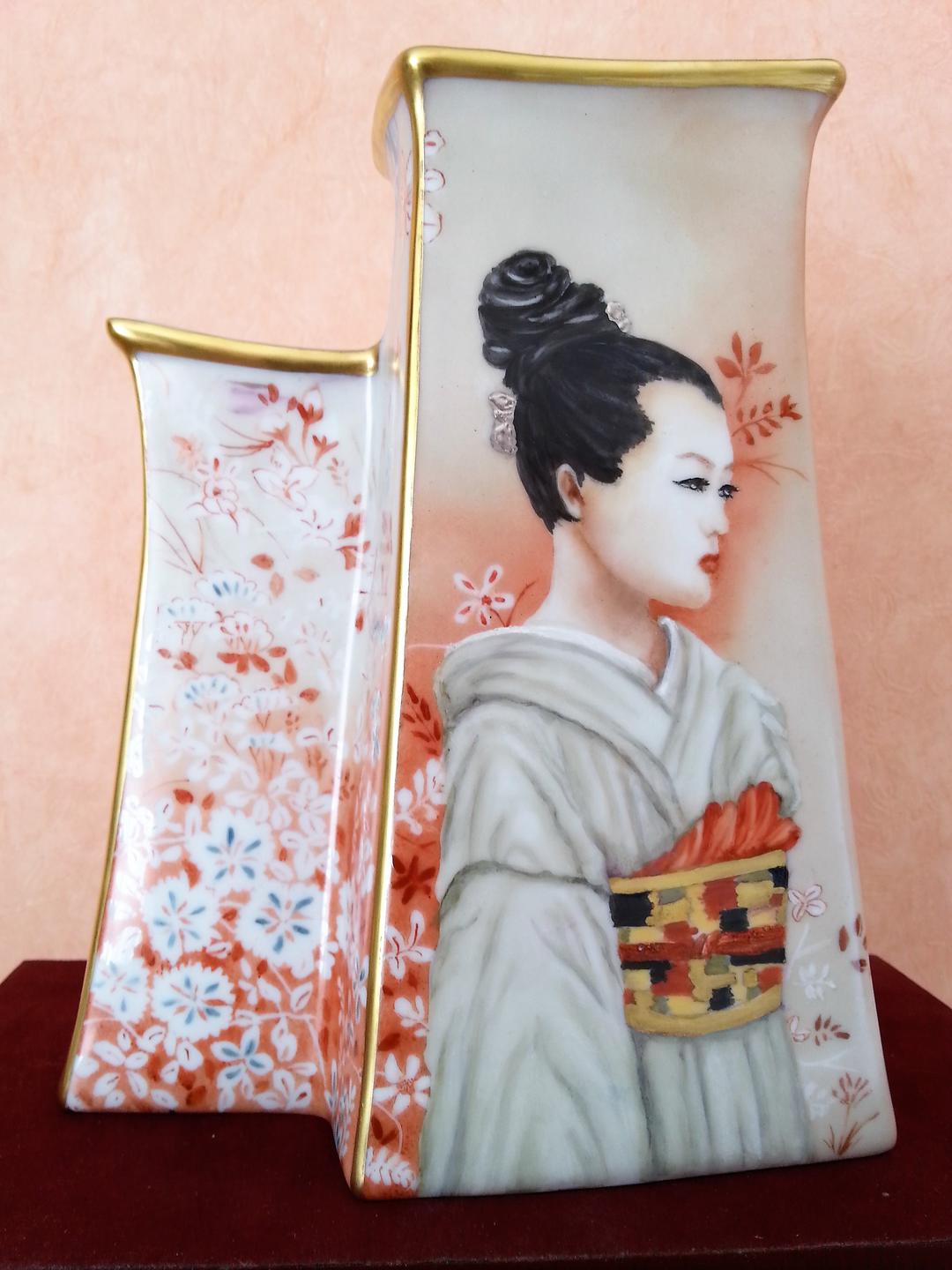 Exposition de peinture sur porcelaine et sculpture